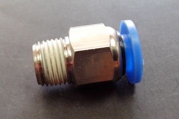 PU Hose connector 6 - 1/8" M, 9100460