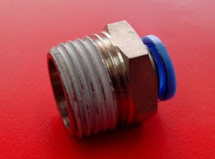 PU Hose connector 8- 1/2" M, 9100474
