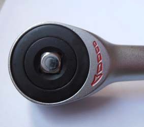 Καρέ 1/4" Καστάνια 60 Δοντιών Διπλής Κατεύθυνσης με Περιστρεφόμενη Λαβή – 06241 / 505018