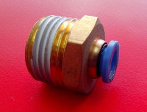 PU Hose connector 6 - 1/2" M, 9100466