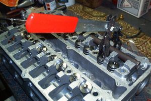 Συμπιεστής ελατηρίου βαλβίδας, 62106