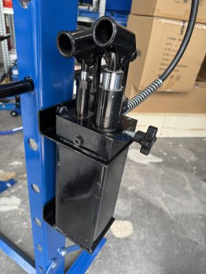 Hydraulic shop press, 20 t, 55004