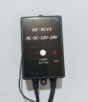 Външен четириканален приемник RCV03 (GE-RCV1) за портални врати